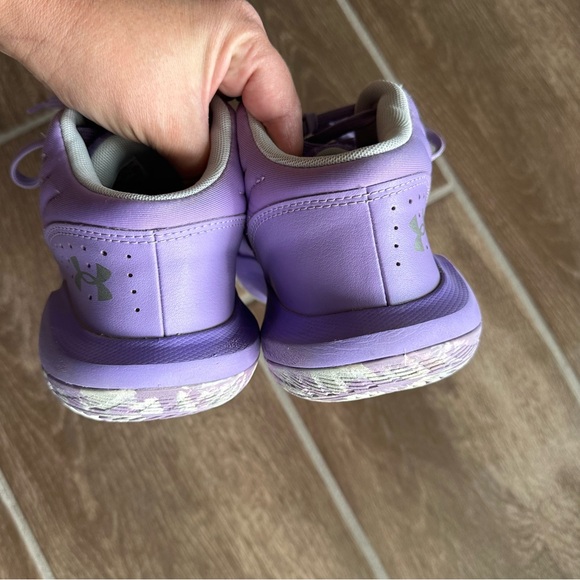 Big Boys Under Armour sneakers - Picture 6 of 7